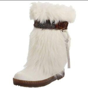 BearPaw Kola Cream goat Fur Boots with Brown Sole